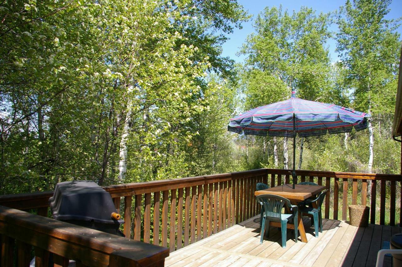 Creekside Cabin Fairmont Hot Springs Exteriör bild